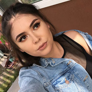 Meet your Posher, Fanny